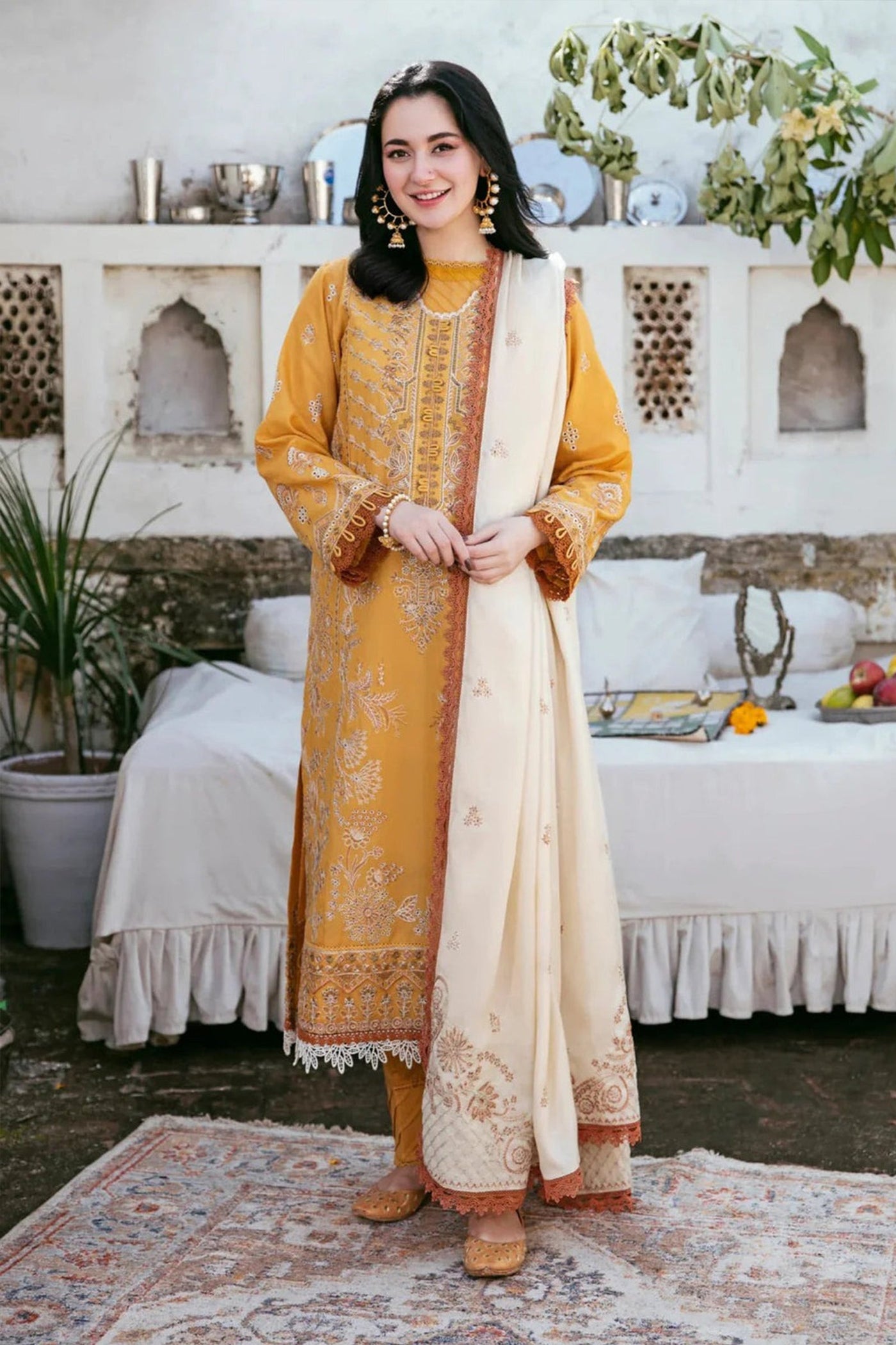 QN1124-3PC LIBAAS DHANAK EMBROIDERED SHIRT WITH DHANAK EMBROIDERED SHAWL