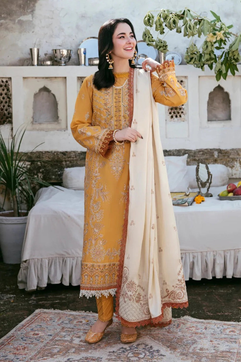 QN1124-3PC LIBAAS DHANAK EMBROIDERED SHIRT WITH DHANAK EMBROIDERED SHAWL