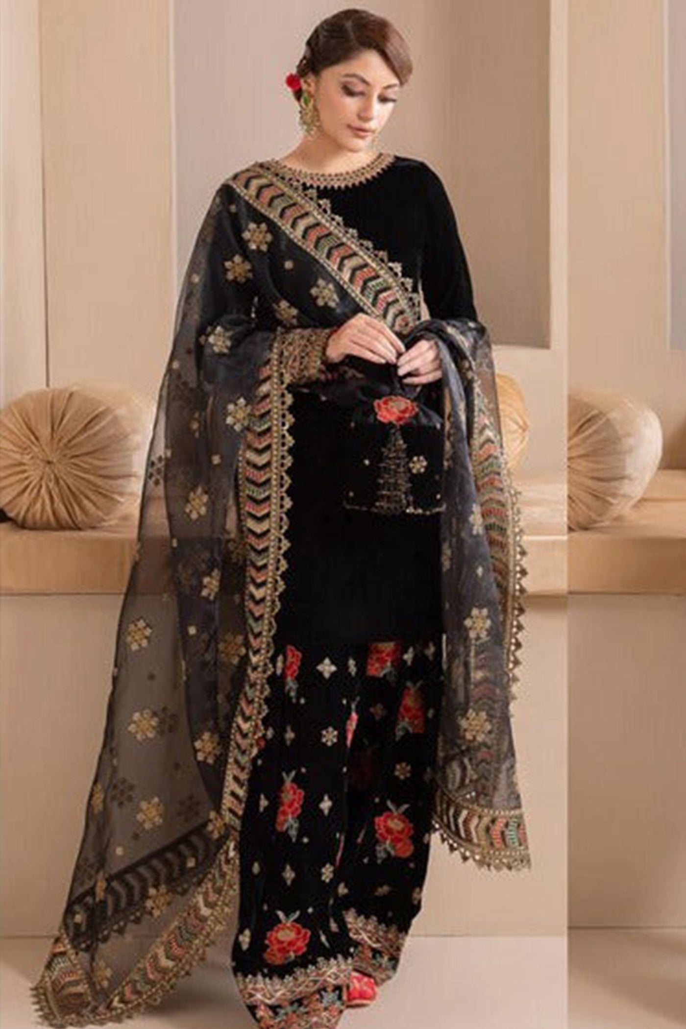 SM0002 Embroidered Winter Velvet Dress With Organza embroidered Dupatta