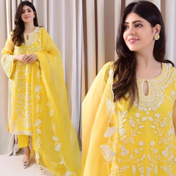 SM0017 3PC Summer Lawn Embroidered Shirt With Organza Embroidered Dupatta