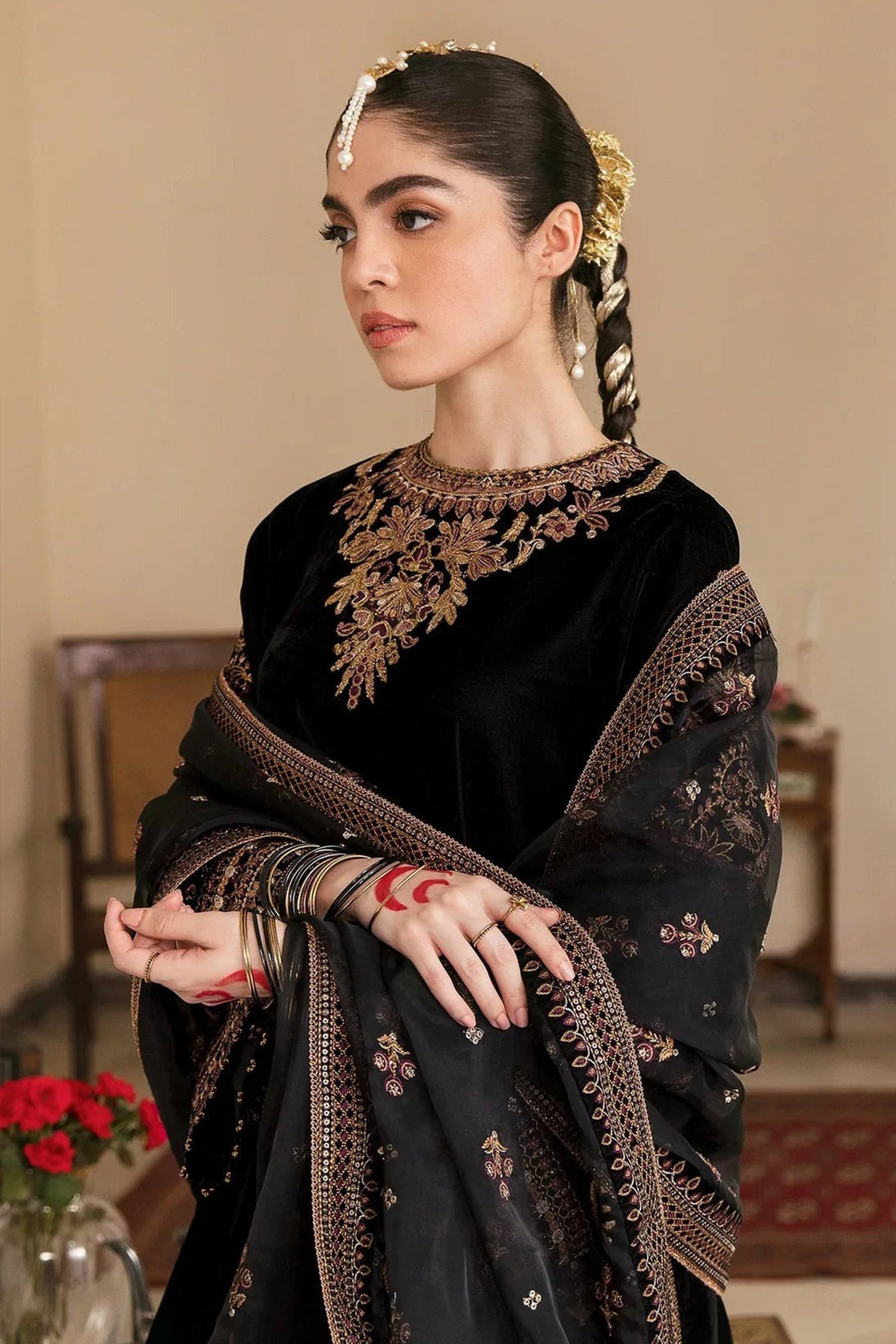 SM0005 Winter Embroidered Velvet Dress With Organza embroidered Dupatta
