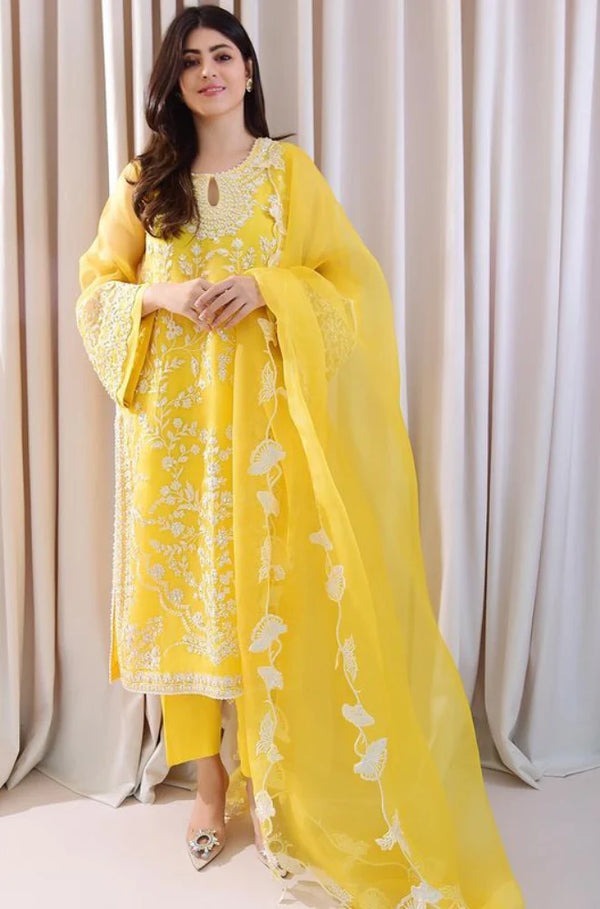 SM0017 3PC Summer Lawn Embroidered Shirt With Organza Embroidered Dupatta