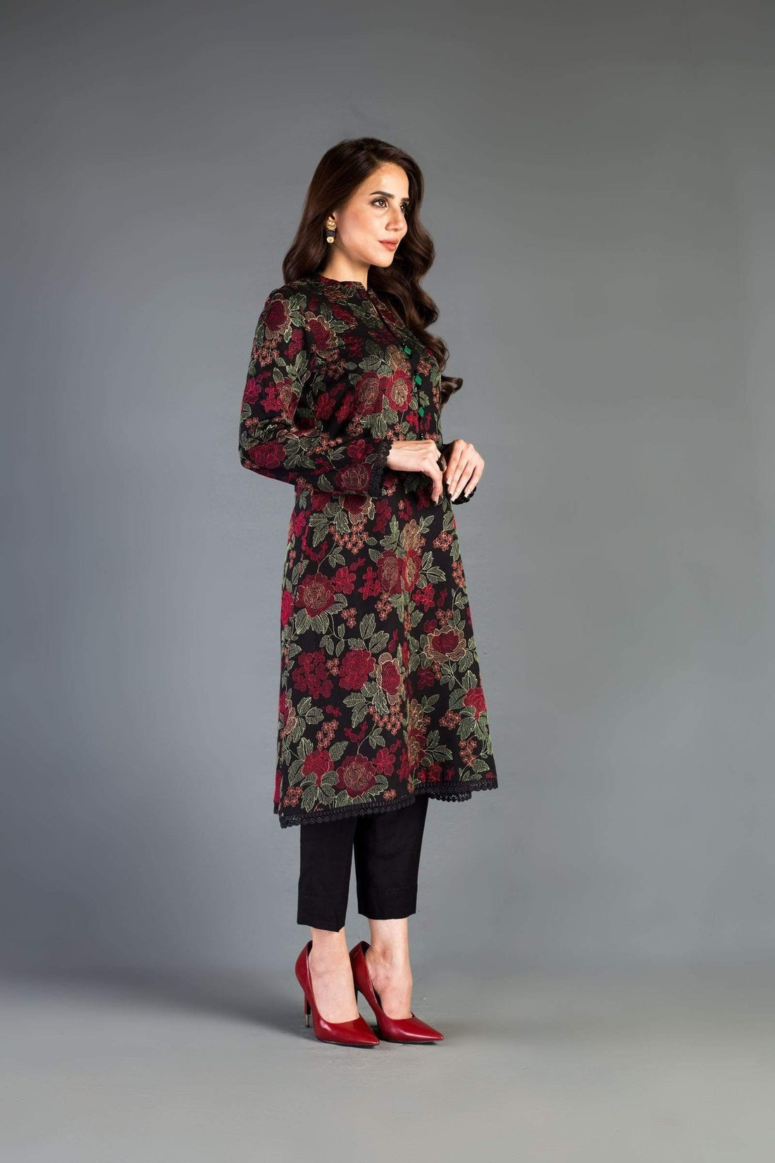 SM0014 Bareeze Embroided Summer 3pc Lawn dress with embroidered chiffon dupatta