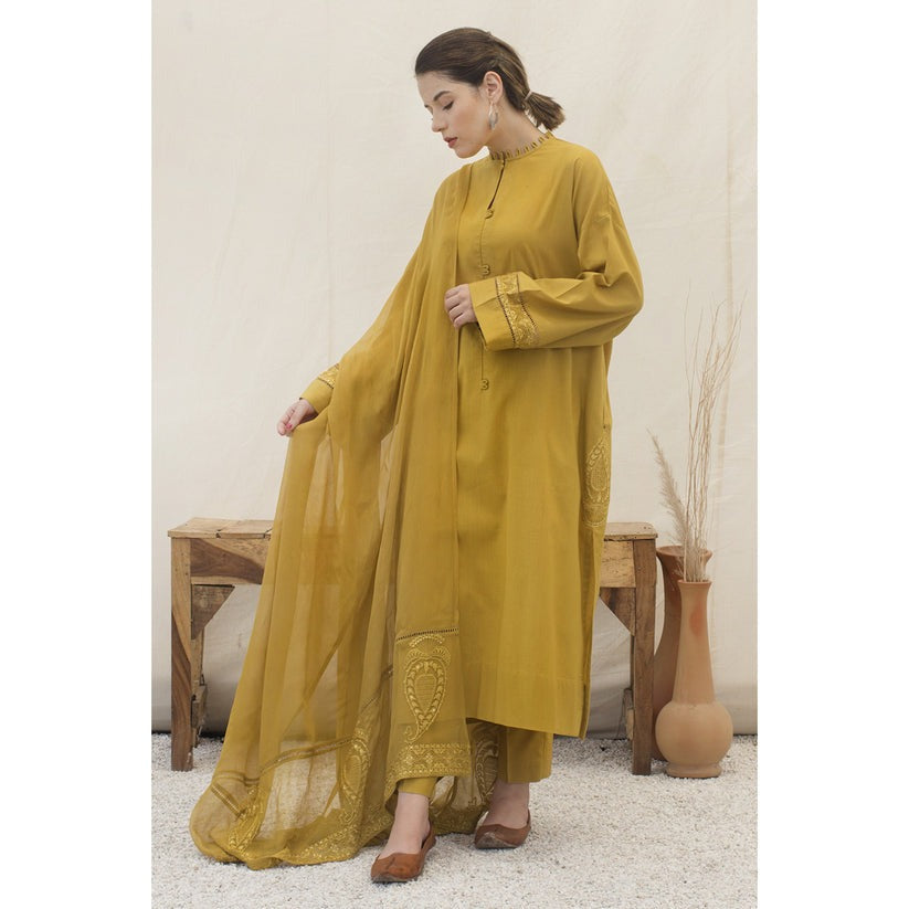 SM0021-SUMMER 3PC Lawn Embroidered Shirt With Chiffon Embroidered Dupatta