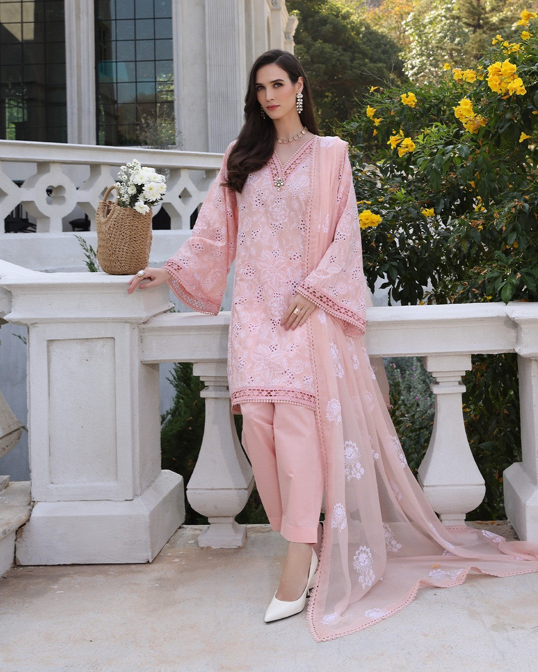 SM0049-Bareeze Embroidered Summer 3pc lawn dress with embroidered chiffon dupatta